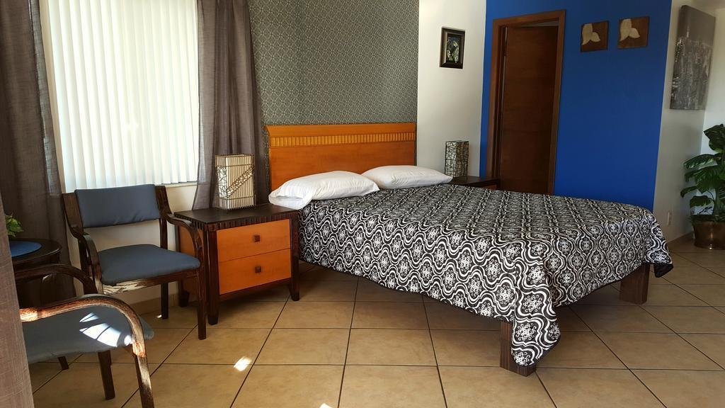 Lago Motor Inn Лейк-Ворт Екстер'єр фото