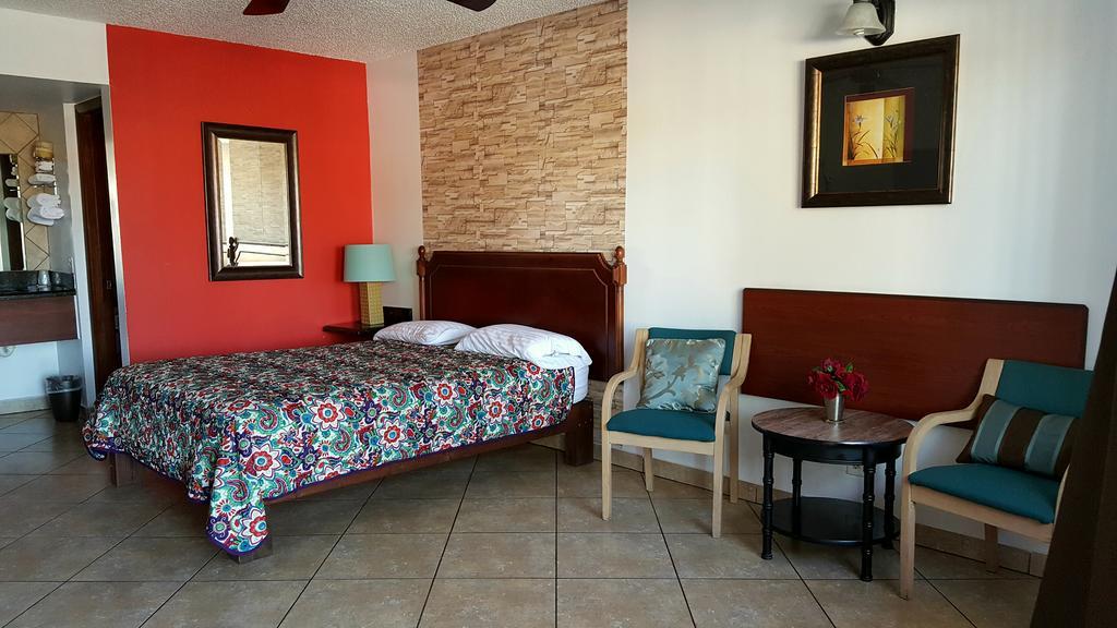 Lago Motor Inn Лейк-Ворт Екстер'єр фото